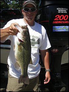 Click image for larger version

Name:	grand lake largemouth.jpg
Views:	372
Size:	495.4 KB
ID:	2434