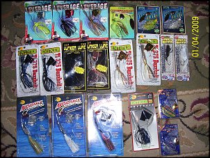 Click image for larger version

Name:	BuzzSpinnerbaits 1-2008 002.jpg
Views:	615
Size:	695.9 KB
ID:	3015