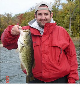 Click image for larger version

Name:	2008-10-05 - fishing pictures 014 - 4lb LM.JPG
Views:	627
Size:	151.3 KB
ID:	3134