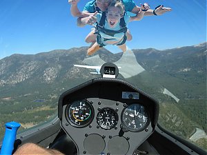 Click image for larger version

Name:	planeride.jpg
Views:	500
Size:	192.4 KB
ID:	373
