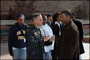 Click image for larger version

Name:	BAMC and Denzel #3.jpg
Views:	446
Size:	19.9 KB
ID:	801
