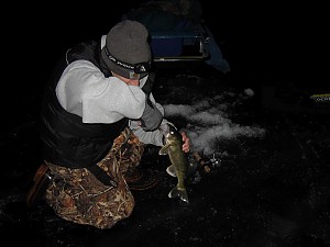 Click image for larger version

Name:	18incher020605jigginrap.jpg
Views:	492
Size:	202.7 KB
ID:	86