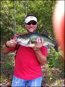 Click image for larger version

Name:	Matt on the pond.jpg
Views:	632
Size:	120.4 KB
ID:	8741