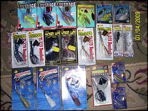 Click image for larger version

Name:	BuzzSpinnerbaits 1-2008 002.jpg
Views:	567
Size:	695.9 KB
ID:	3015