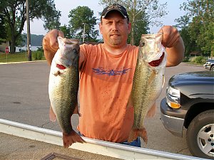 Click image for larger version

Name:	BIGBASS75.jpg
Views:	390
Size:	392.4 KB
ID:	590