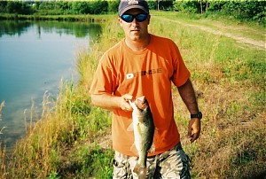 Click image for larger version

Name:	DustywFish.jpg
Views:	431
Size:	79.6 KB
ID:	117