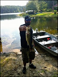 Click image for larger version

Name:	4lb bass.jpg
Views:	405
Size:	160.3 KB
ID:	6156