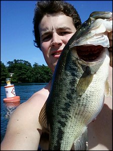 Click image for larger version

Name:	bigbass3.jpg
Views:	269
Size:	95.4 KB
ID:	5506