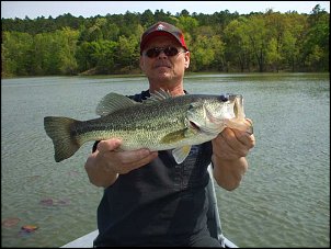 Click image for larger version

Name:	4-17-11-Best-bass-today.jpg
Views:	422
Size:	48.5 KB
ID:	6574